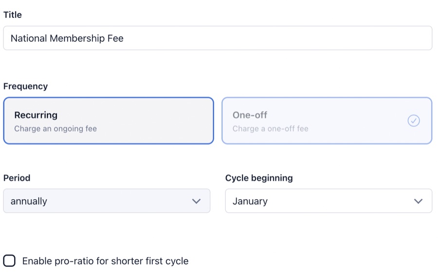 Configurarea ciclului de facturare Orgo, afișând frecvența taxei recurente, perioada anuală și luna de început a ciclului